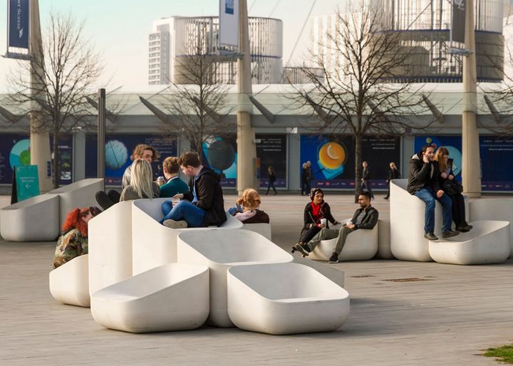 鑄造石欄桿,橋梁裝飾掛板,晶鑄石,鑄造石,精鑄石,GRC,GRC,UHPC,阿爾博樹池坐凳