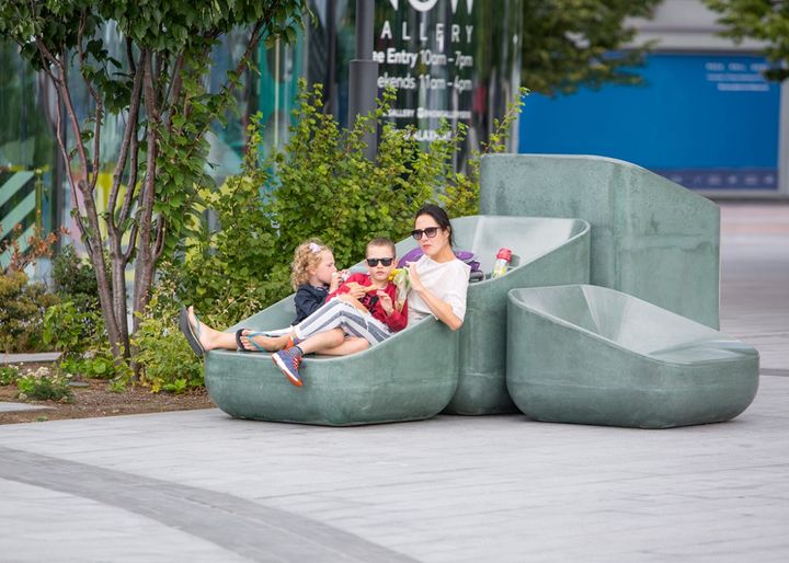 鑄造石欄桿,橋梁裝飾掛板,晶鑄石,鑄造石,精鑄石,GRC,GRC,UHPC,阿爾博樹池坐凳