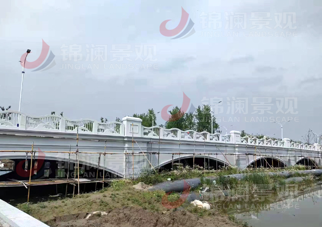 鑄造石欄桿,鑄造石掛板,晶鑄石掛板,晶鑄石欄桿,鑄造石樹池坐凳,泰科石樹池,晶鑄石,精鑄石,泰科石,鑄造石橋梁裝飾