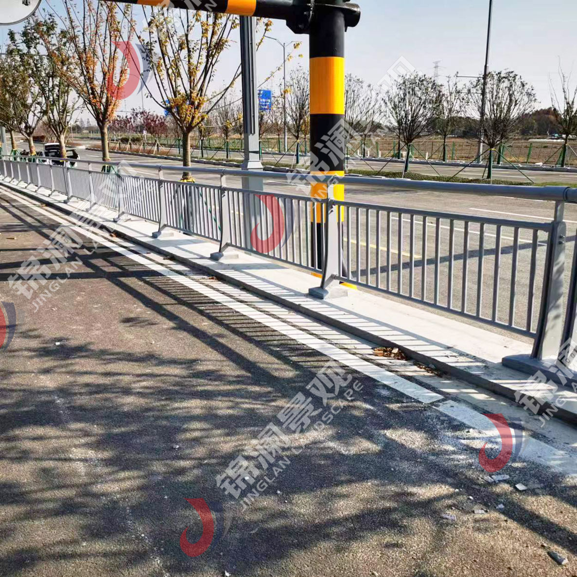 鑄造石欄桿,鑄造石掛板,晶鑄石掛板,晶鑄石欄桿,鑄造石樹池坐凳,泰科石樹池,晶鑄石,精鑄石,泰科石,鑄造石橋梁裝飾